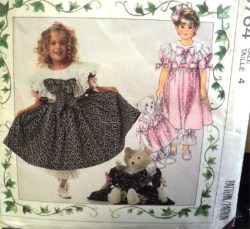 5764 GIRLS SS DRESS,PANTALOONS,27''BEAR DOLL,DRESS PATTERN 4